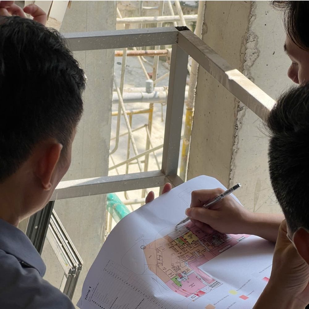 Thảo luận về màu sắc, chất liệu