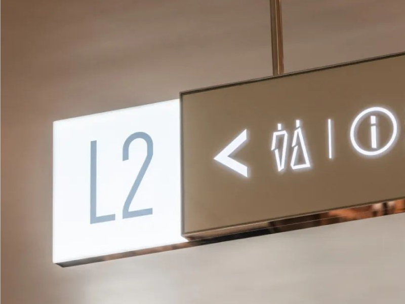 Sử dung font chữ không chân giúp thiết kế chở nên hiện đại