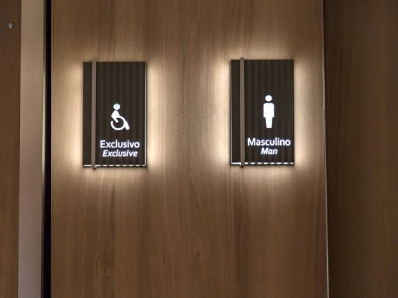 Ứng dụng đèn LED trong thi công bảng hiệu đẹp và bền