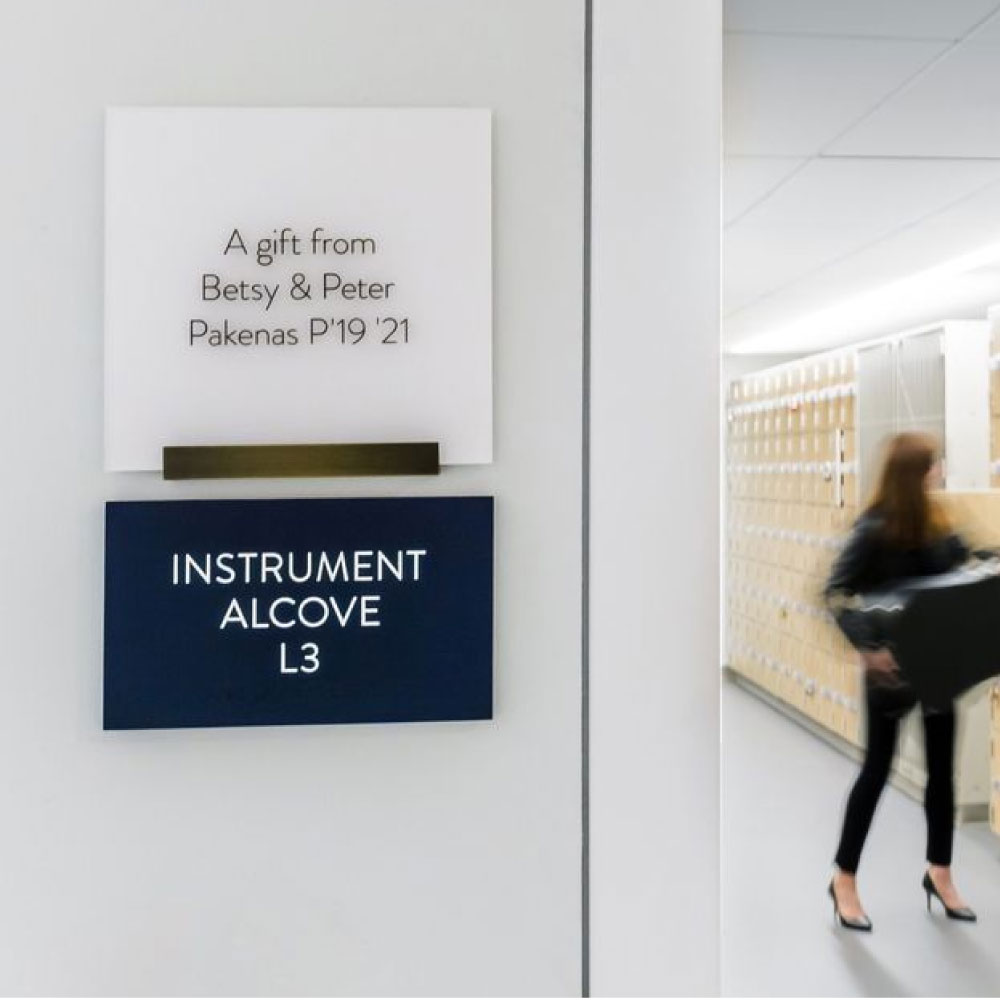 Biển tên, thông tin phòng