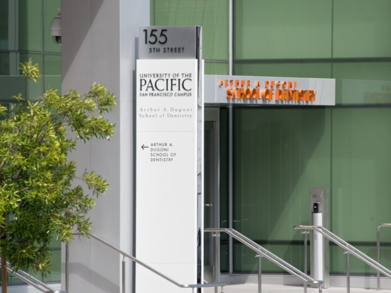 Biển bảng khu công nghiệp: Tối giản nhưng vẫn nổi bật thương hiệu