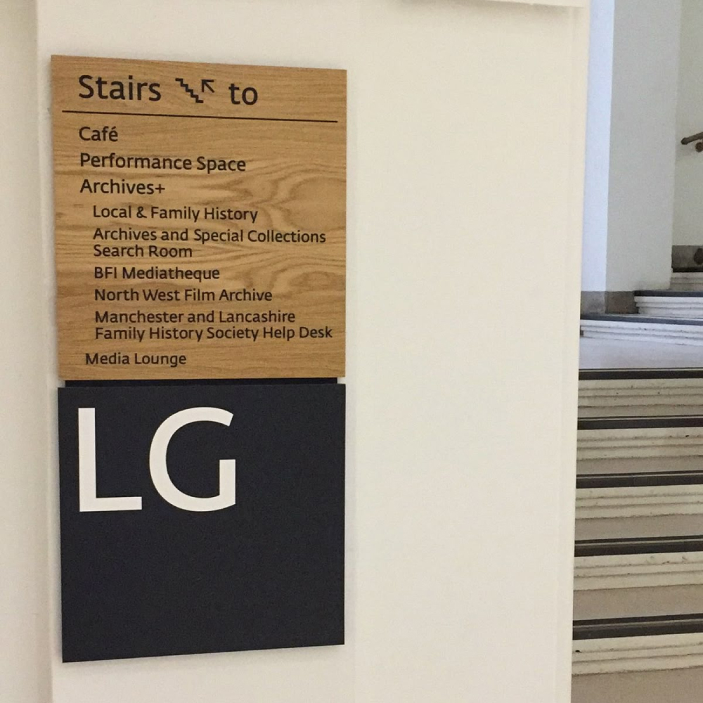 Biên bảng sử dụng chất liệu tái chế